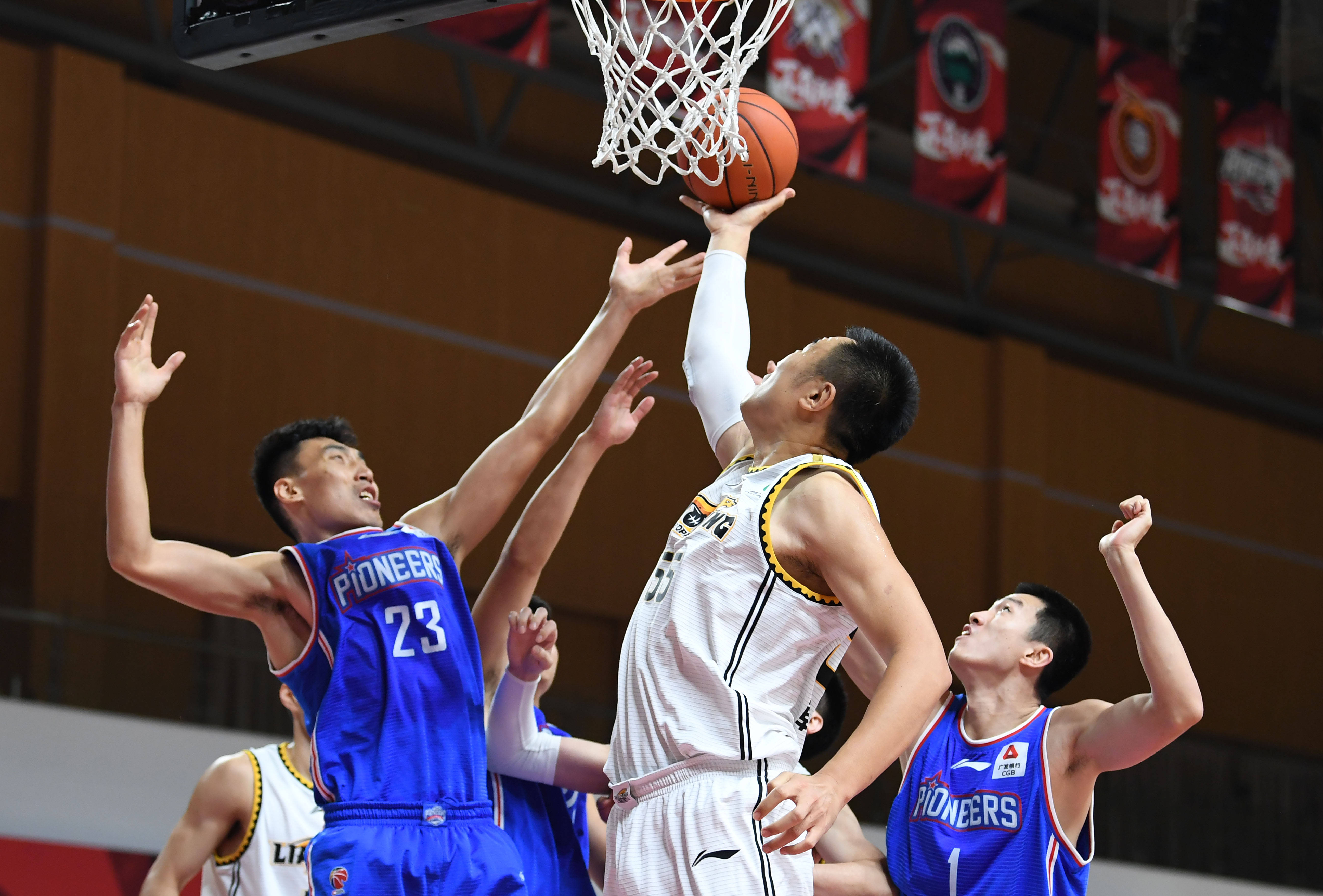 风云突变辽宁本钢冲刺阶段再遭质疑，CBA常规赛版图或变，底气十足，轮换策略成焦点的简单介绍